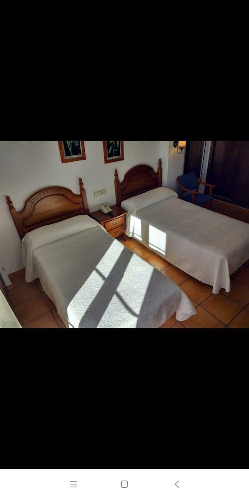 Hotel Rural Castuo H Cc 656 Pinofranqueado Exteriör bild