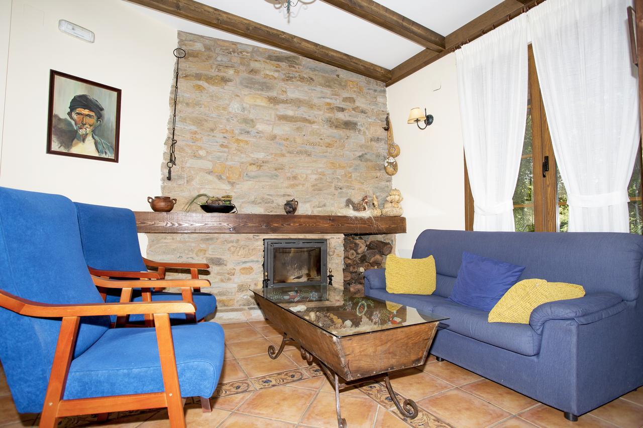 Hotel Rural Castuo H Cc 656 Pinofranqueado Exteriör bild