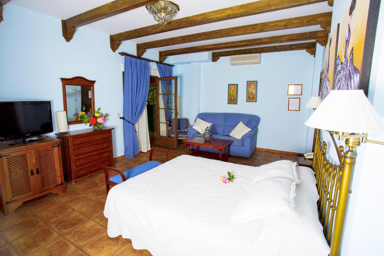 Hotel Rural Castuo H Cc 656 Pinofranqueado Exteriör bild