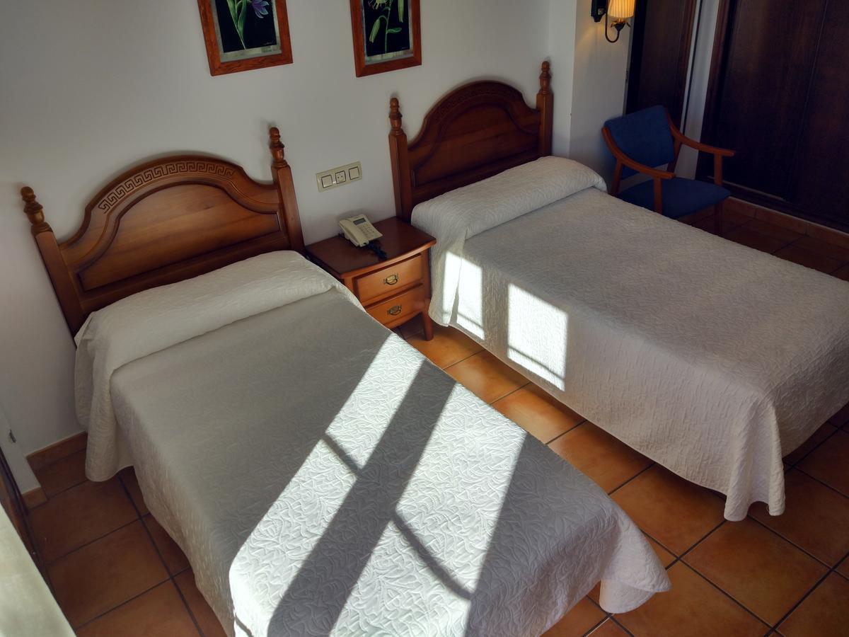 Hotel Rural Castuo H Cc 656 Pinofranqueado Exteriör bild